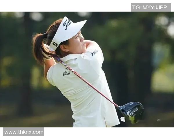 李芳网球生涯回顾与展望：从青涩少女到职业选手的成长之路