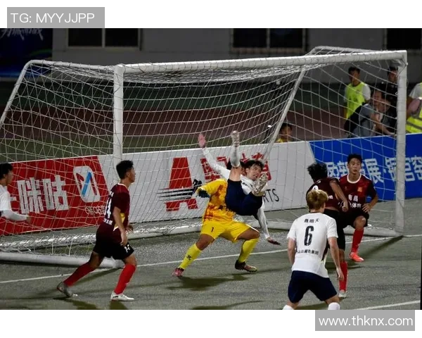 足球半仙的神秘预测与赛场背后的故事揭秘