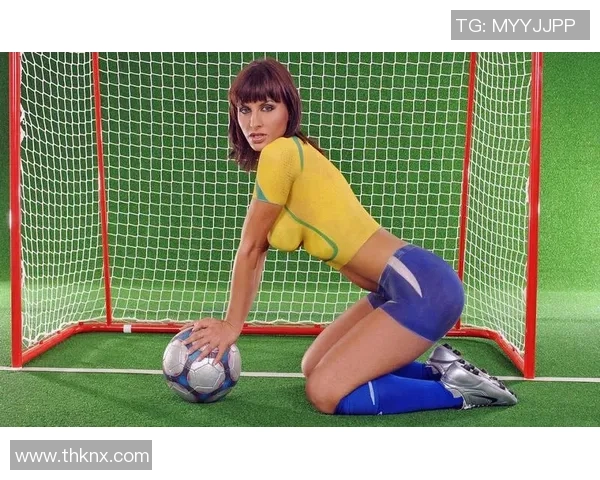 足球宝贝私处彩绘艺术展现女性魅力与个性之美的独特视角 足球宝贝私处彩绘艺术展现女性魅力与个性之美的独特视角